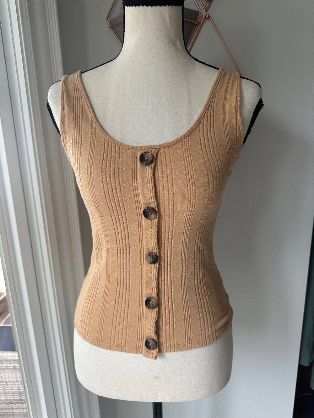 AMERICAN EAGLE Ribbed Button-Front Tank Top Classic Camel Khaki Tan Size Small